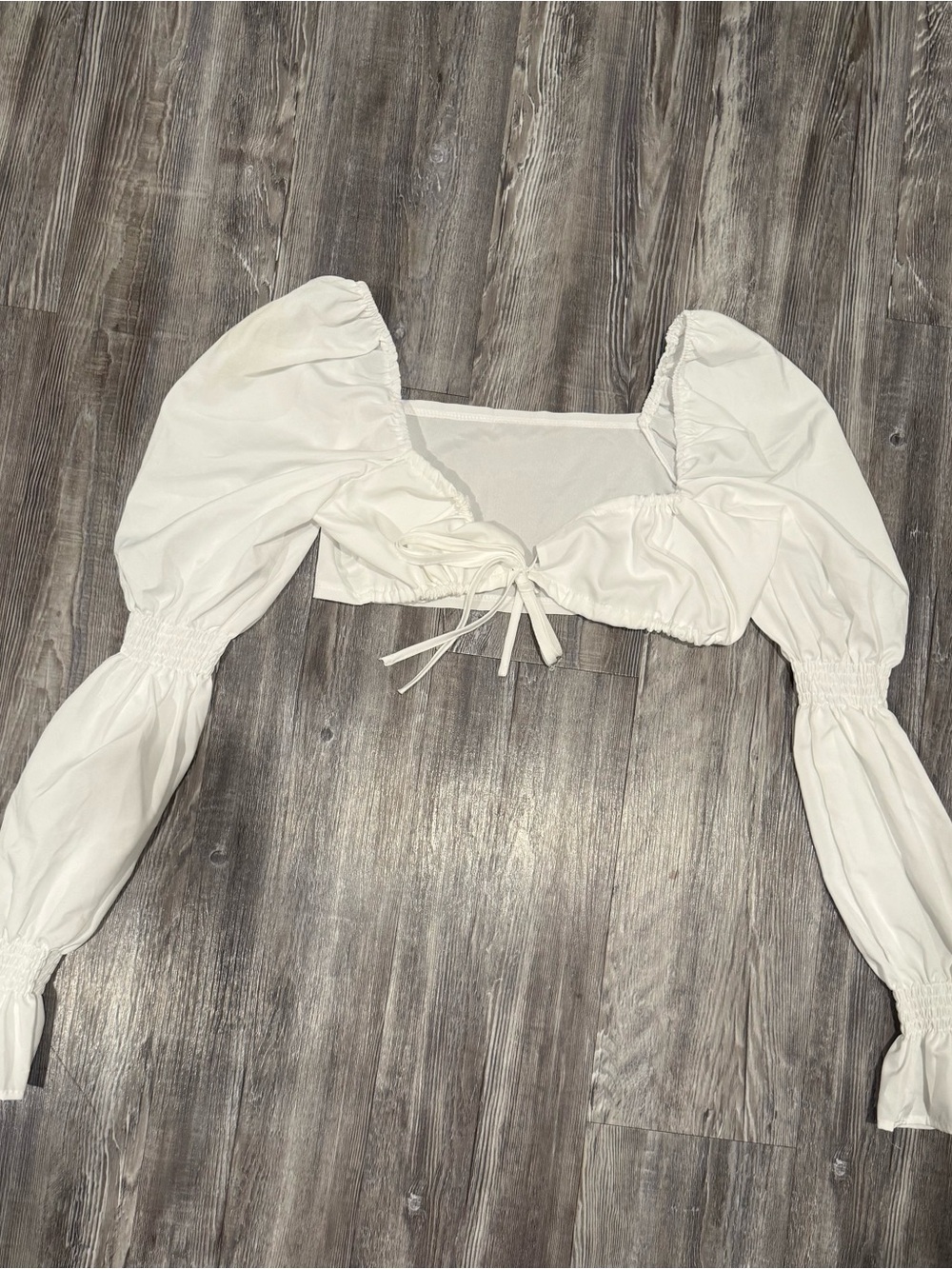 Boho White Puff Sleeve Tie-Front Crop Top - Picture 2 of 4